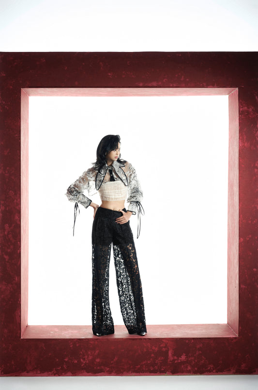 Chinen Croptop with Bra & Moss Zen Pants