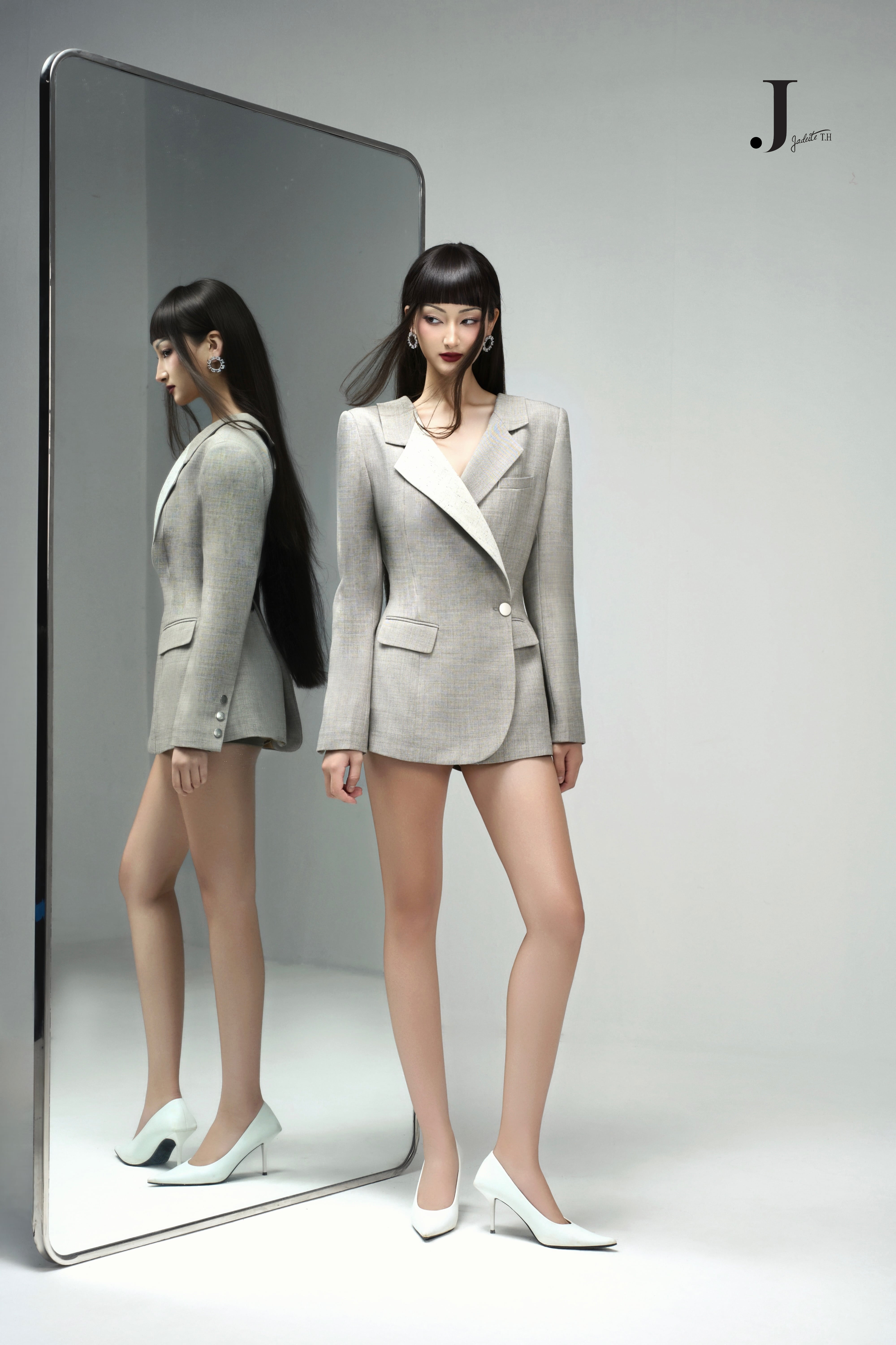 2-side Beige Vest & Ash Grey  Short-Skirt