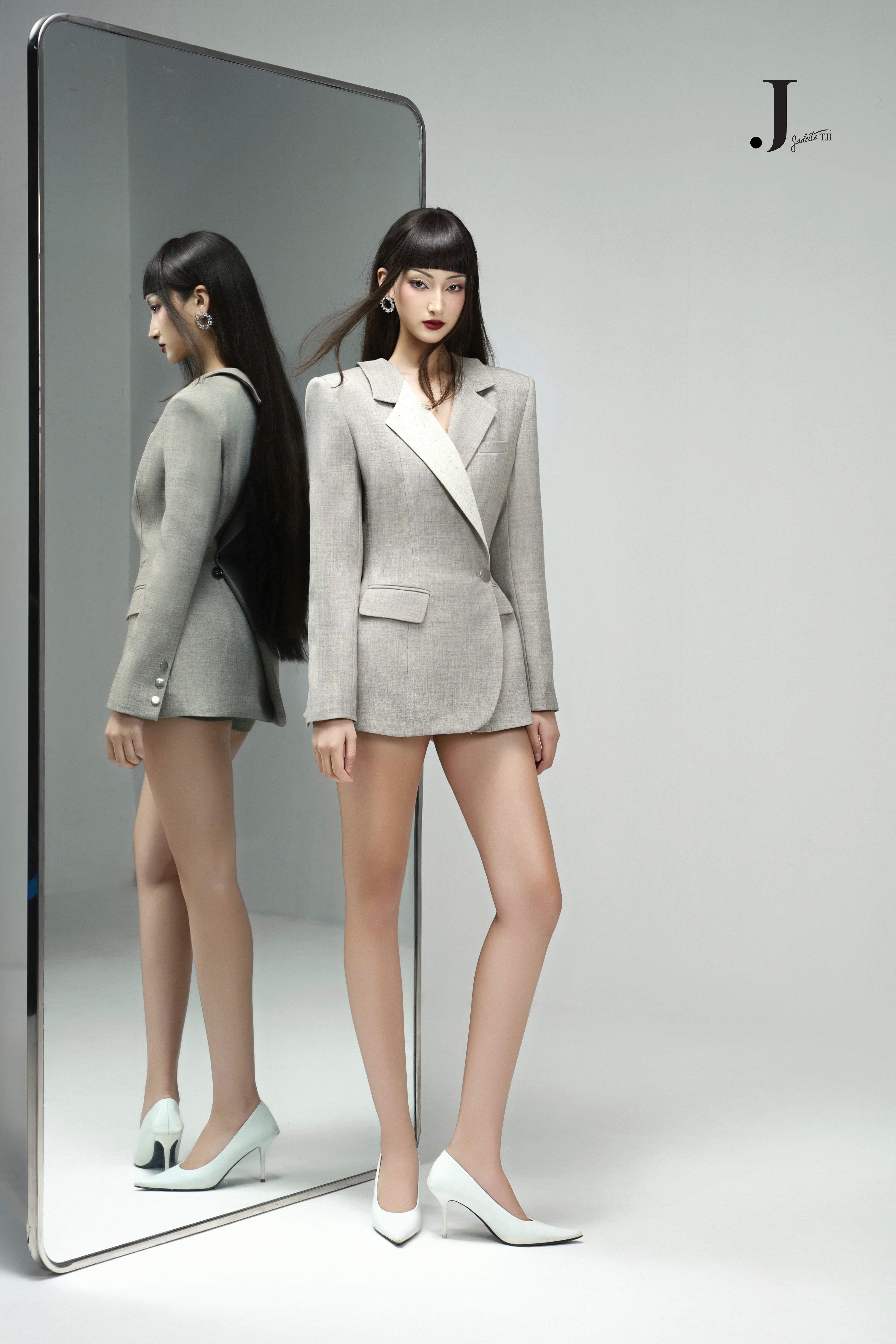 2-side Beige Vest & Ash Grey  Short-Skirt