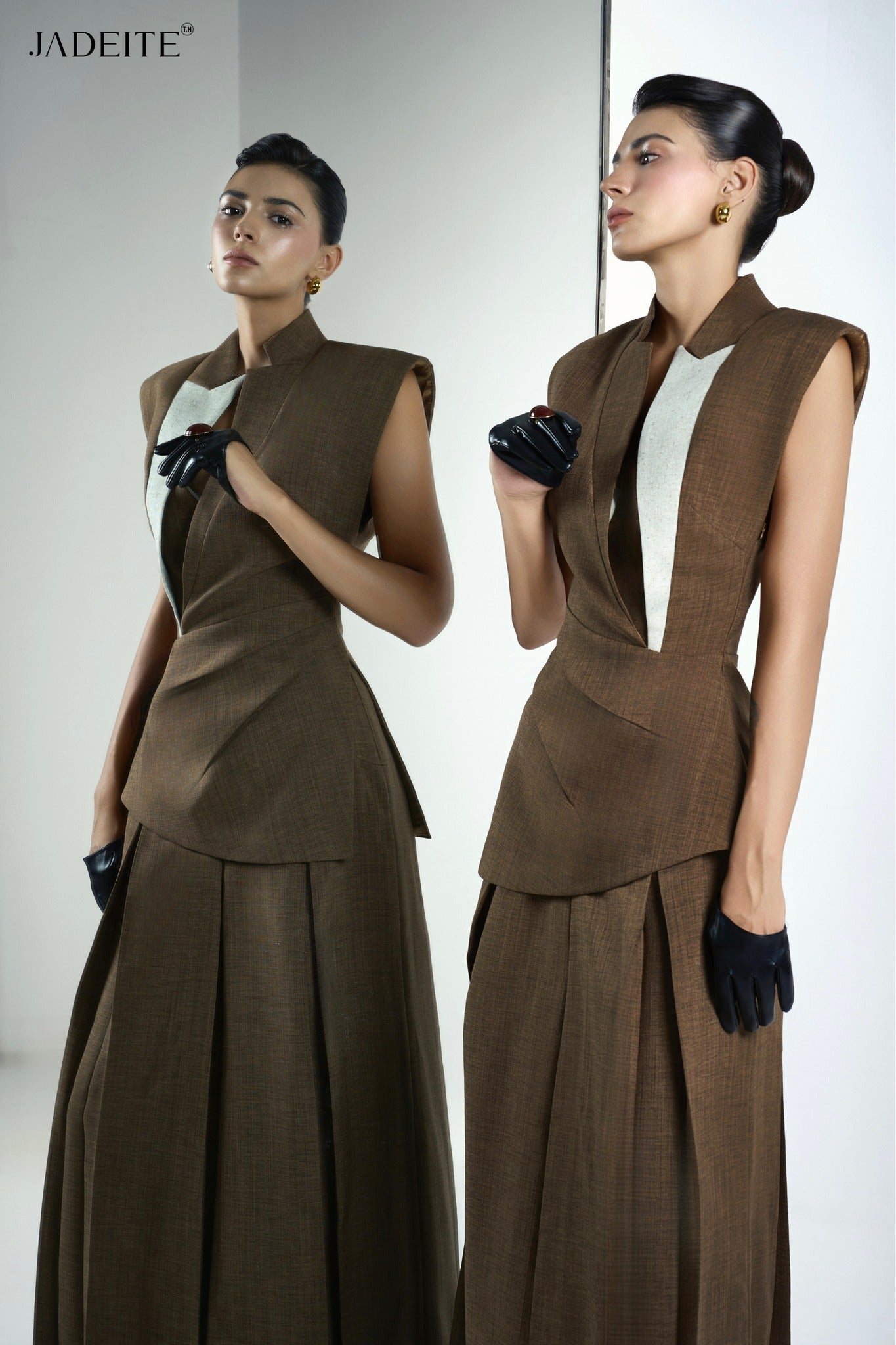 Earth Gilet Top & Van Earth Brown Pants